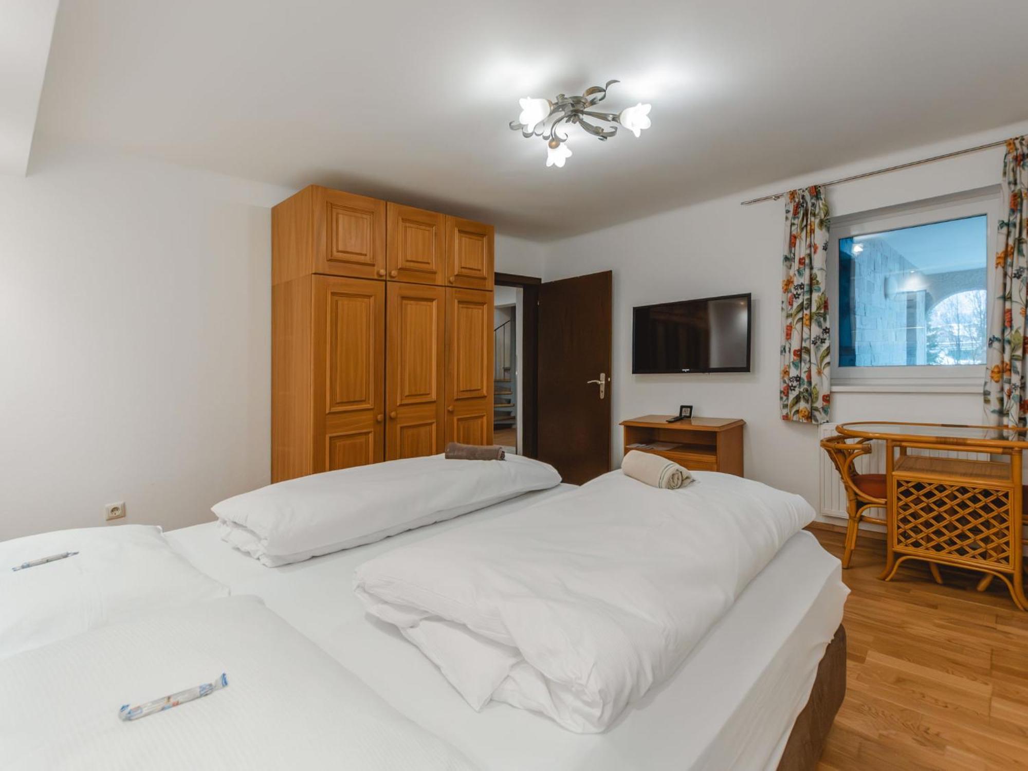 Holiday Home Riki By Interhome Bruck an der Grossglocknerstrasse Bagian luar foto
